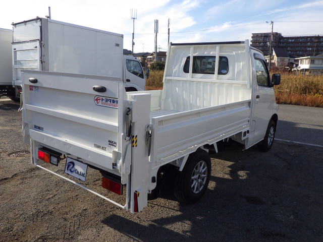 トヨタ タウンエース 小型 平ボディ DBF-S402U(97831) 23枚目