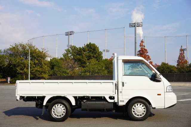 マツダ ボンゴ 小型 平ボディ DBF-SLP2T(97833) 9枚目