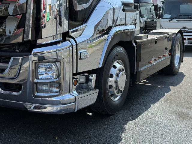 いすゞ ギガ 大型 トラクタ QKG-EXD52BE(97834) 9枚目
