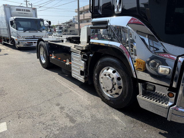 いすゞ ギガ 大型 トラクタ QKG-EXD52BE(97834) 14枚目