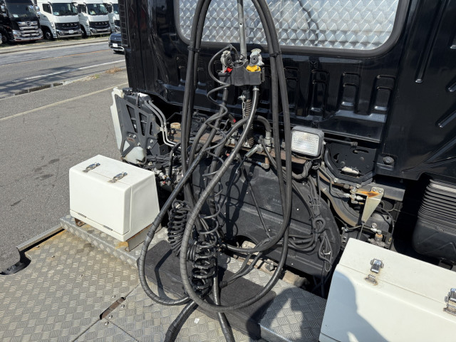 いすゞ ギガ 大型 トラクタ QKG-EXD52BE(97834) 23枚目