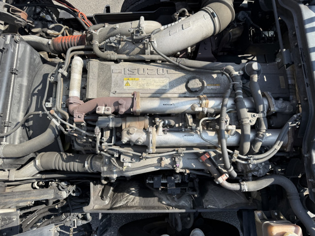 いすゞ ギガ 大型 トラクタ QKG-EXD52BE(97834) 37枚目