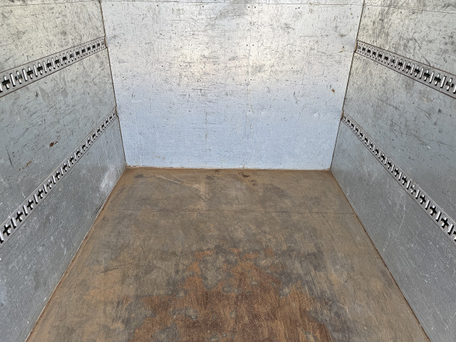 三菱ふそう キャンター 小型 バン TPG-FEB50(97836) 32枚目