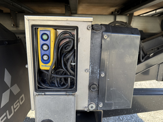 三菱ふそう キャンター 小型 バン TPG-FEB50(97836) 34枚目