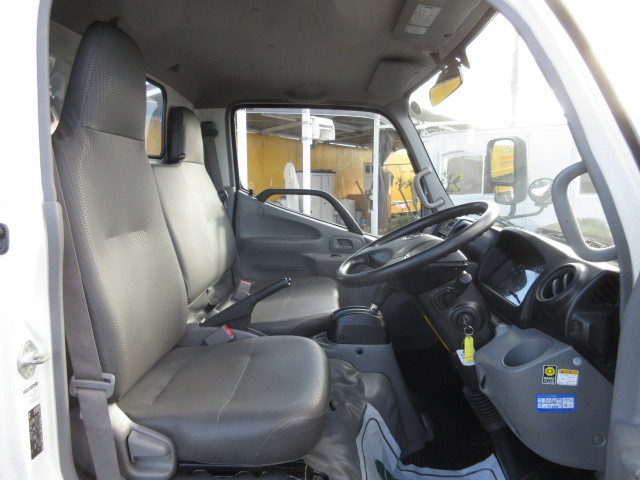 日野 デュトロ 小型 平ボディ TPG-XZU605M(97837) 13枚目