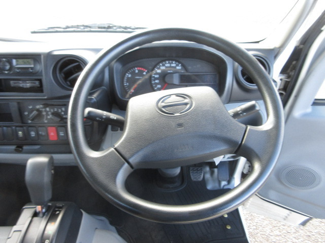 日野 デュトロ 小型 平ボディ TPG-XZU605M(97837) 14枚目