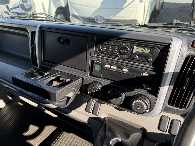 三菱ふそう キャンター 小型 バン TPG-FEB50(97836) 45枚目