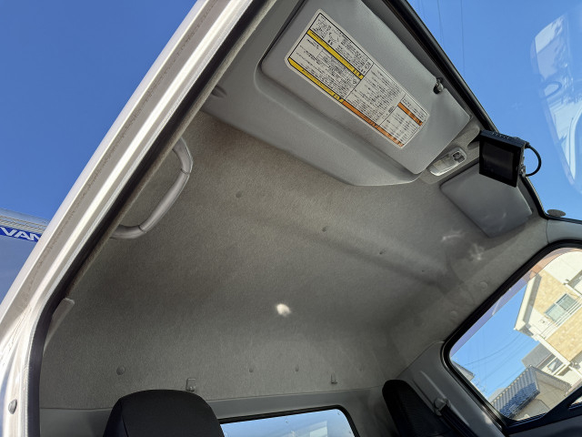 三菱ふそう キャンター 小型 バン TPG-FEB50(97836) 47枚目