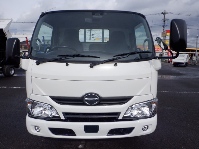 日野 デュトロ 小型 平ボディ TKG-XZC75M(97838) 4枚目