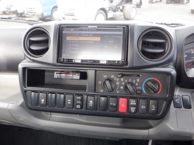 日野 デュトロ 小型 平ボディ TKG-XZC75M(97838) 35枚目