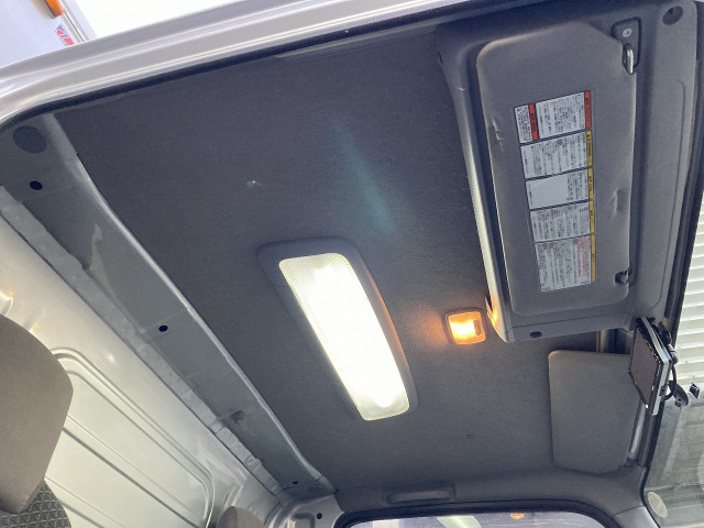 いすゞ エルフ 小型 バン TRG-NMR85N(97839) 19枚目