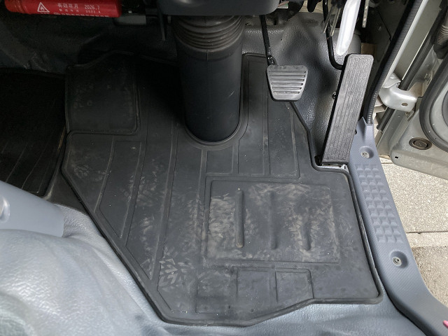 いすゞ エルフ 小型 バン TRG-NMR85N(97839) 40枚目