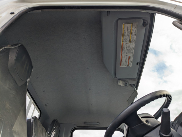 三菱ふそう キャンター 小型 平ボディ 2PG-FED90(97840) 28枚目