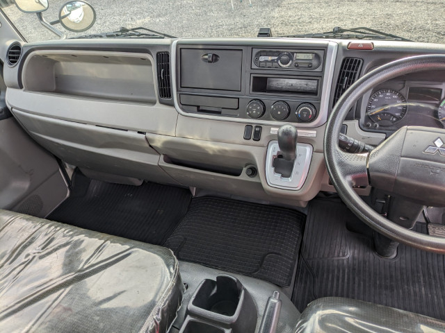 三菱ふそう キャンター 小型 平ボディ 2PG-FED90(97840) 30枚目