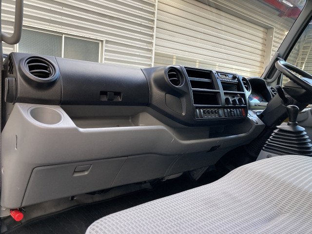 日野 デュトロ 小型 バン TKG-XZU720M(97841) 19枚目