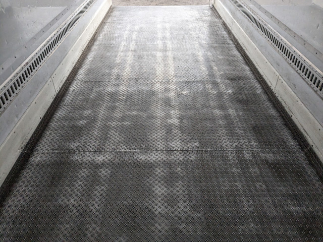 いすゞ フォワード 中型 冷蔵冷凍バン LKG-FTR90T2(97843) 19枚目