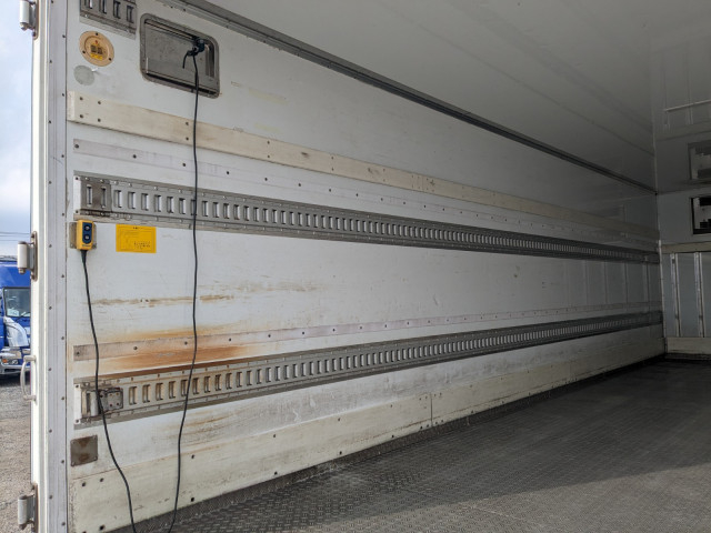 いすゞ フォワード 中型 冷蔵冷凍バン LKG-FTR90T2(97843) 21枚目