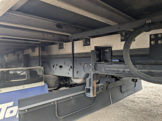 いすゞ フォワード 中型 冷蔵冷凍バン LKG-FTR90T2(97843) 26枚目