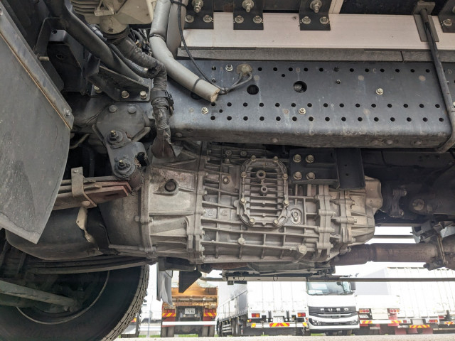 いすゞ フォワード 中型 冷蔵冷凍バン LKG-FTR90T2(97843) 28枚目