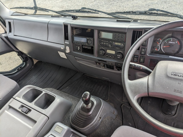 いすゞ フォワード 中型 冷蔵冷凍バン LKG-FTR90T2(97843) 41枚目