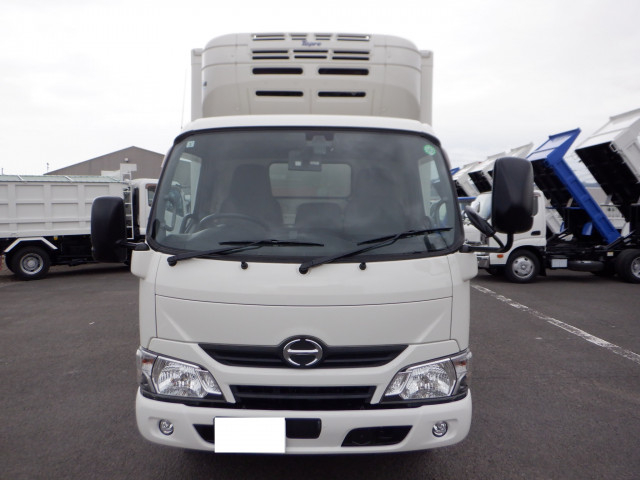 日野 デュトロ 小型 冷蔵冷凍バン TKG-XZC605M(97847) 4枚目