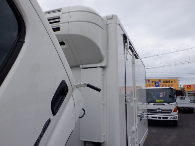 日野 デュトロ 小型 冷蔵冷凍バン TKG-XZC605M(97847) 32枚目