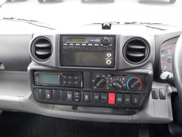 日野 デュトロ 小型 冷蔵冷凍バン TKG-XZC605M(97847) 45枚目