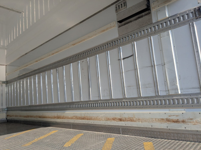 いすゞ フォワード 増トン 冷蔵冷凍バン LKG-FTR90T2(97849) 16枚目