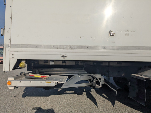 いすゞ フォワード 増トン 冷蔵冷凍バン LKG-FTR90T2(97849) 32枚目