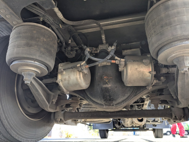 いすゞ フォワード 増トン 冷蔵冷凍バン LKG-FTR90T2(97849) 33枚目