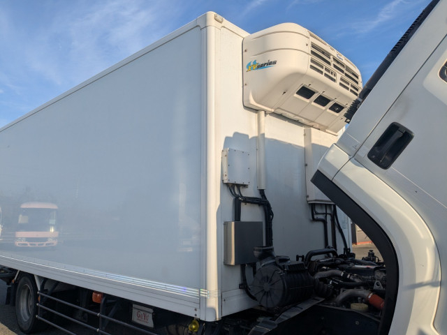 いすゞ フォワード 増トン 冷蔵冷凍バン LKG-FTR90T2(97849) 45枚目