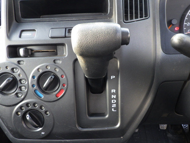 トヨタ ライトエース 小型 平ボディ DBF-S402U(97851) 12枚目