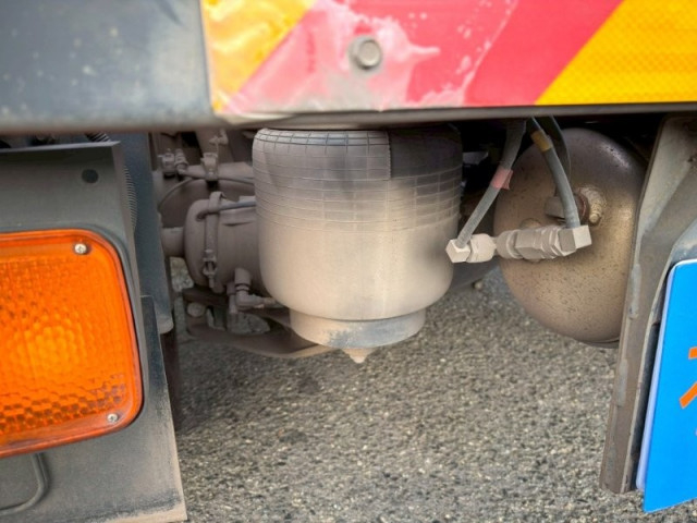 日野 プロフィア 大型 トラクタ QPG-SH1EDDG(97852) 6枚目