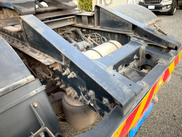 日野 プロフィア 大型 トラクタ QPG-SH1EDDG(97852) 7枚目