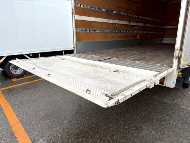 三菱ふそう ファイター 中型 バン TKG-FK71F(97857) 7枚目