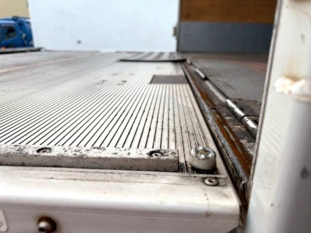 三菱ふそう ファイター 中型 バン TKG-FK71F(97857) 8枚目