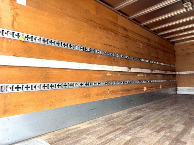 三菱ふそう ファイター 中型 バン TKG-FK71F(97857) 11枚目