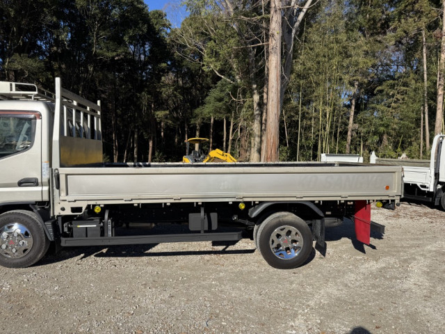 三菱ふそう キャンター 小型 平ボディ TPG-FEA50(97859) 7枚目