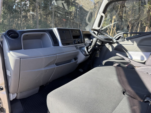 三菱ふそう キャンター 小型 平ボディ TPG-FEA50(97859) 28枚目