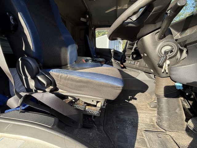 いすゞ ギガ 大型 平ボディ QKG-CYJ77B(97860) 20枚目