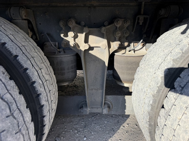 いすゞ ギガ 大型 平ボディ QKG-CYJ77B(97860) 34枚目