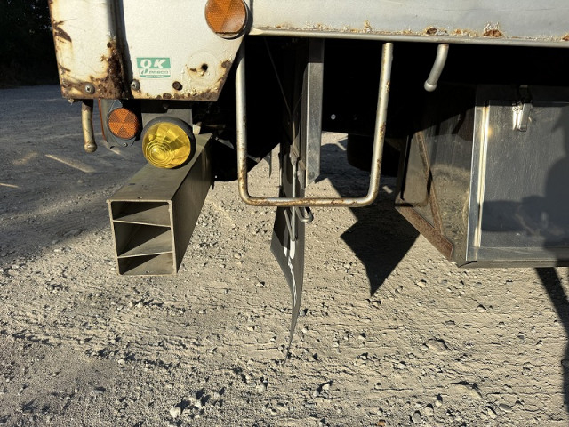 いすゞ ギガ 大型 平ボディ QKG-CYJ77B(97860) 36枚目