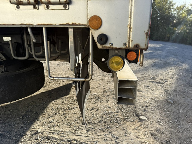 いすゞ ギガ 大型 平ボディ QKG-CYJ77B(97860) 37枚目