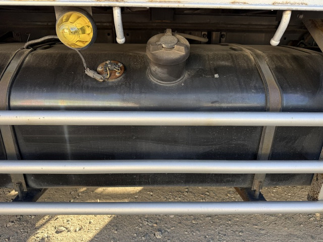 いすゞ ギガ 大型 平ボディ QKG-CYJ77B(97860) 40枚目