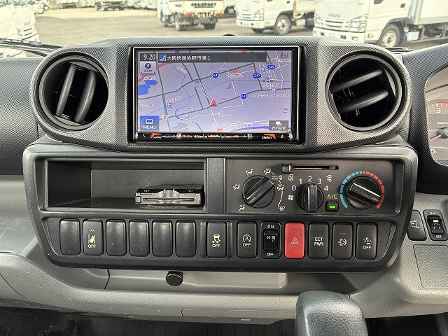 日野 デュトロ 小型 平ボディ TKG-XZC605M(97867) 38枚目