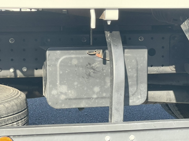 三菱ふそう キャンター 小型 平ボディ TPG-FEB50(97873) 11枚目