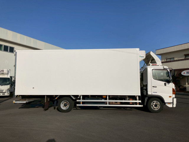 日野 レンジャー 中型 冷蔵冷凍バン TKG-FC7JKAA(97878) 8枚目