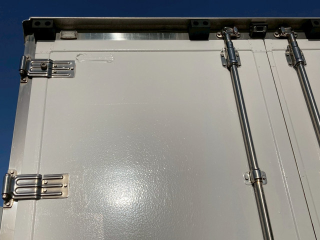 日野 レンジャー 中型 冷蔵冷凍バン TKG-FC7JKAA(97878) 10枚目