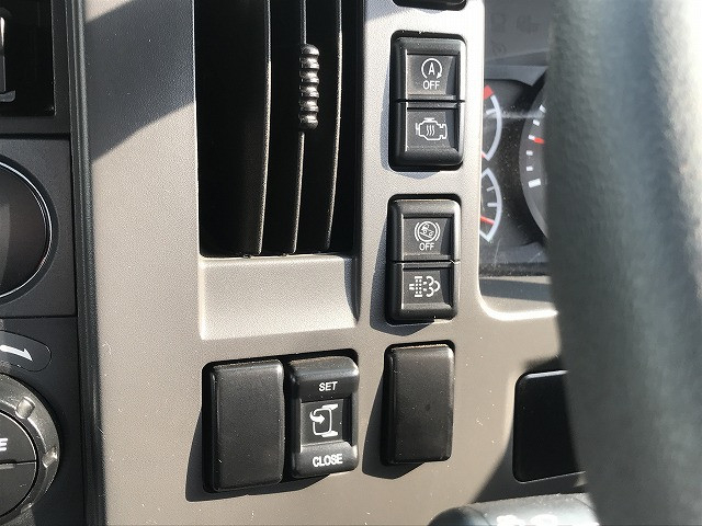 いすゞ フォワード 中型 Wキャブ TKG-FRR90S2(97876) 35枚目