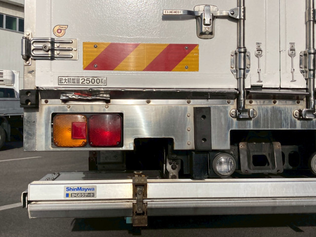 日野 レンジャー 中型 冷蔵冷凍バン TKG-FC7JKAA(97878) 12枚目